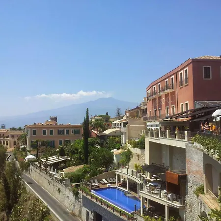 Center * Taormina